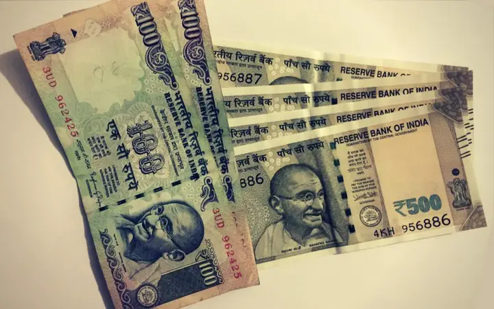 How much currency can I carry to India and out of India - Indian currency notes